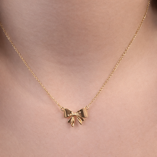 Darling Bow Necklace